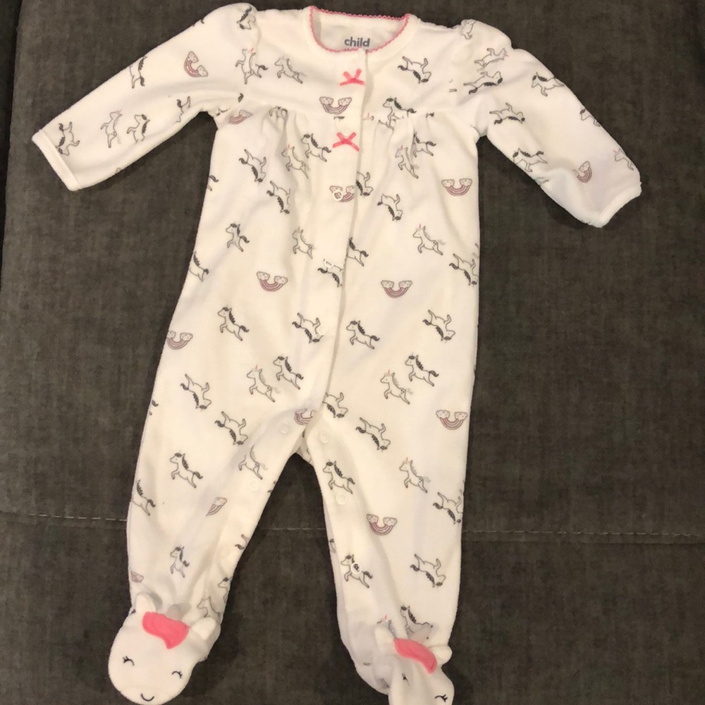Please button up Child of mine carters pajamas
